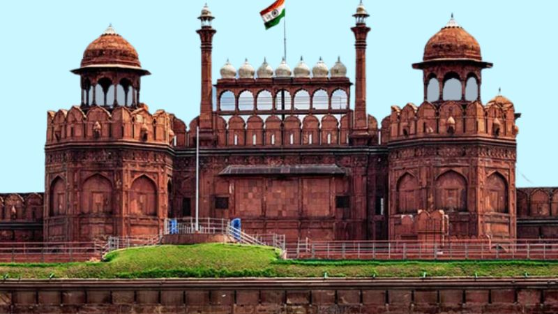 10 lines on Red Fort in hindi
